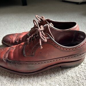 Allen Edmonds Grandview Leather Wingtips size 9